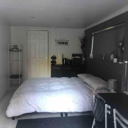 Belfast Private Room, En-Suite & Own Access Luaran gambar